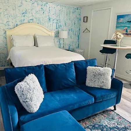 Cozy Studio Only 10 Minutes By Car Of Siesta Key